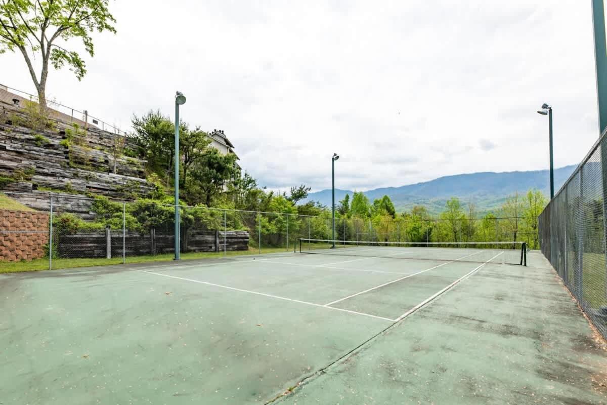 Mountain Twilight Villa แกตลิงเบิร์ก ภายนอก รูปภาพ